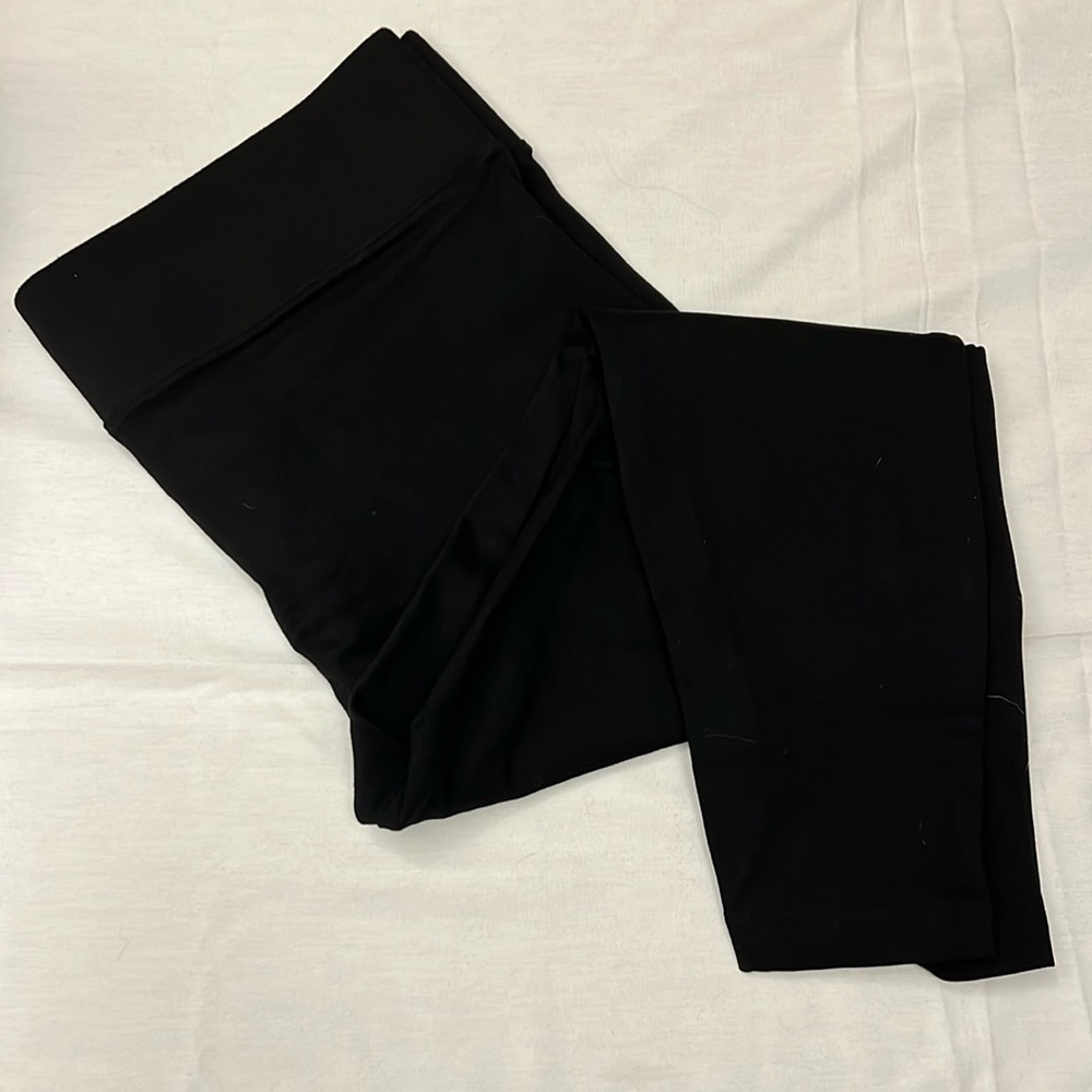 Euc Studio By Torrid Black Pull-On Pixie Pants 2r - image 1